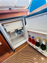 nx0jwkf818.jpg