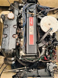 224iyeq8qx.jpg
