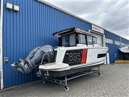 7lj5l09cr1.jpg