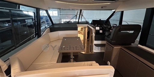 pvi5x2br8j.jpg