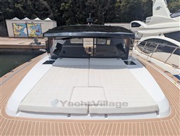 Pardo GT52 fwd deck with sunpad
