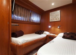 Canados 82 guest cabin