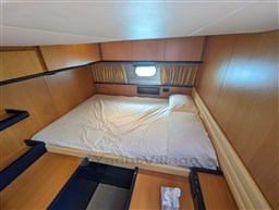 Sarnico 58 Vip cabin