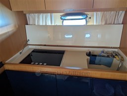Sarnico 58 galley