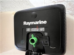 Boston Whaler 22 REVENGE Raymarine