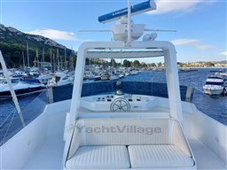 Picchiotti 68, Cabanon, flybridge dettaglio