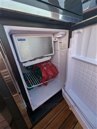 Lomac Adrenalina 7.5 fridge
