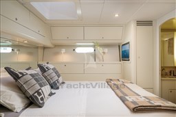 ar 110 vip cabin