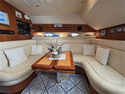 {I}dinette