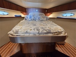 {I}master cabin