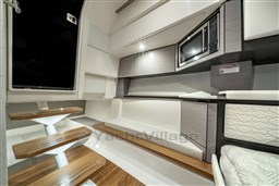 Tiara 43LS cabin details