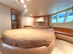 AZIMUT 55 Guest Cabin