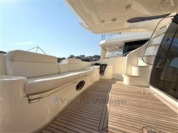 AZIMUT 55 cockpit