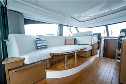 Tiara 48LE dinette