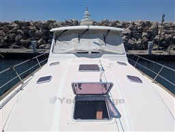 Sabre 42 Express fwd deck