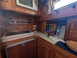 Sabre 42 Express galley