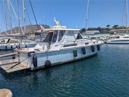 Sabre 42 Express profile