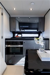 Azimut Verve 48 detail