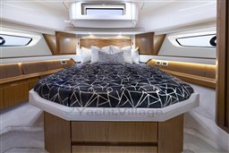 Tiara EX54 Vip cabin