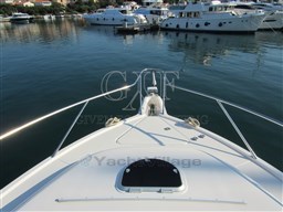 Tiara 5800 Sovran, bow pulpit