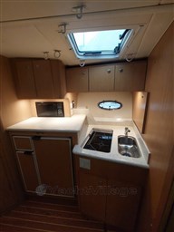 Tiara 3500 Open Sampei galley