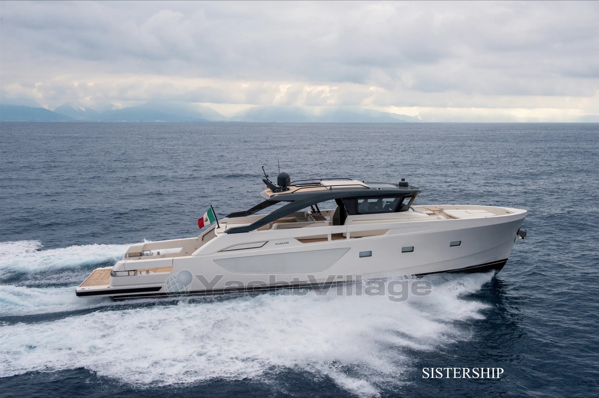 bluegame-yacht-bg74-profile-exterior-cruising