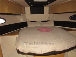 Atlantis 50, master cabin