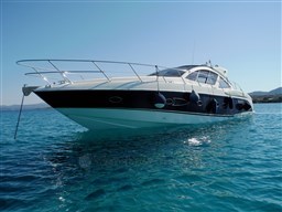 Atlantis 50 bow profile