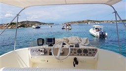 AZ 35 Fly, upper helm