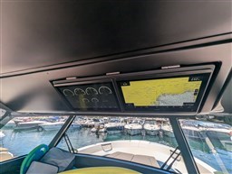 Bluegame 42 electronics