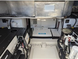 Bluegame 42 Onan generator