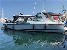 Saxdor 320 GTO Profile