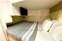 Intrepid 475 SY aft cabin