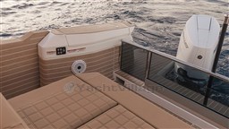 SAXDOR 400 GTS Aft detail