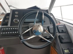 Saga 390 HT cockpit.jpg