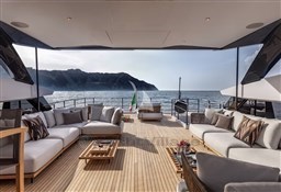 marican Forever flybridge