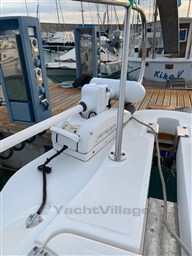 Boston 28 Outrage Minn Kota detail