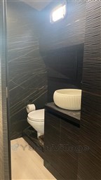 Apex 60 bathroom 1