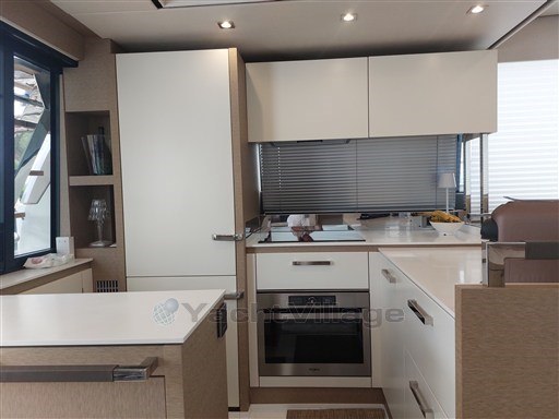 {I}Galley