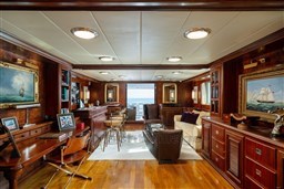 Aquarius IV Living Aft View