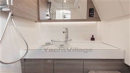 SAXDOR 400 GTO Bathroom