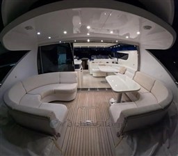 AB Follia 75 cockpit dinette
