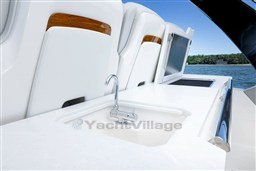 Cocpit galley