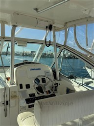 Helm station