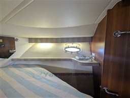 Tiara 4100 Open owner's cabin detail