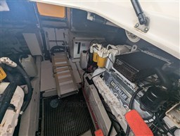 Tiara 4100 Open engine room detail