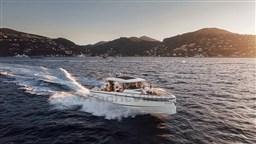 SAXDOR 400 GTS Cruising