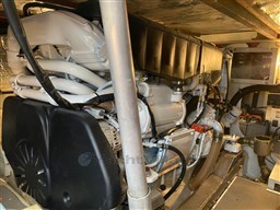 Bertram 37, engine detail