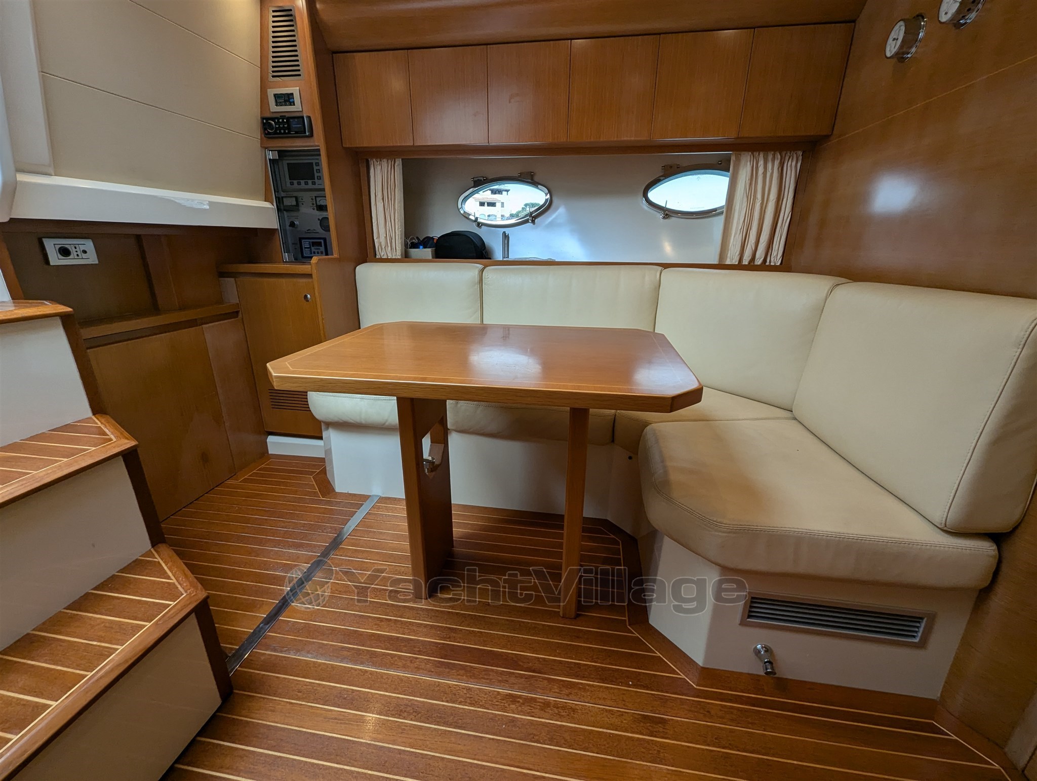 Sarnico Spider dinette