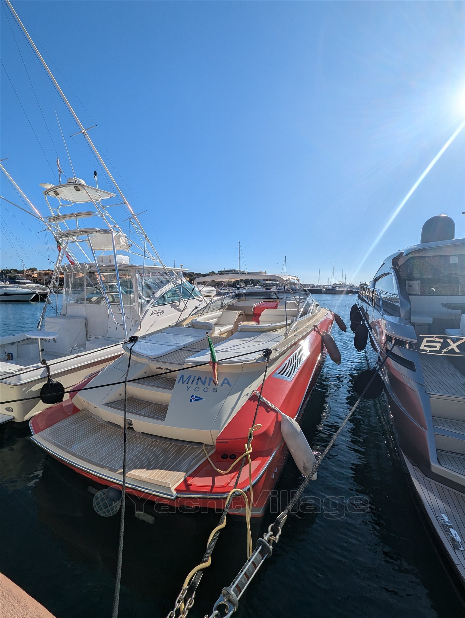 Sarnico Spider moored